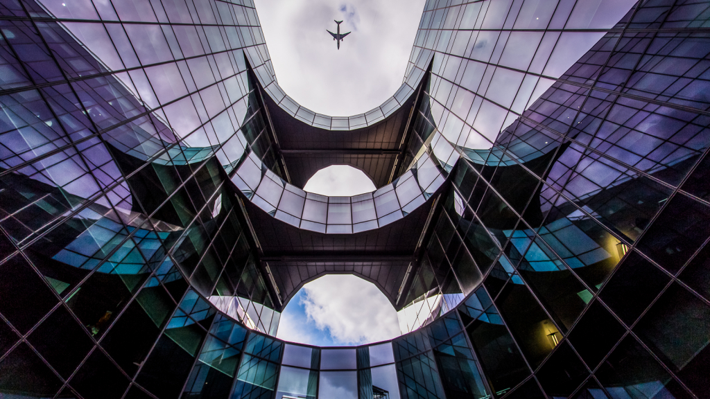 BRUCE WAYNE HQ David Seale class